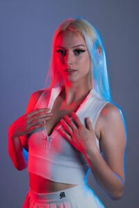 You can easily create visual page layouts and customize your blog,